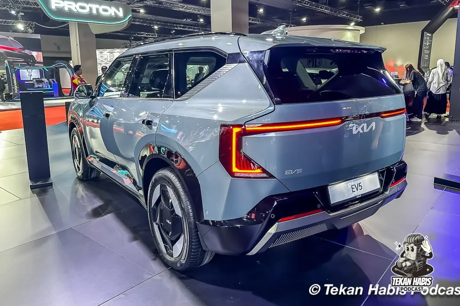 KLIMS 2026: KIA EV4, EV5 & PV5 DIPAMERKAN