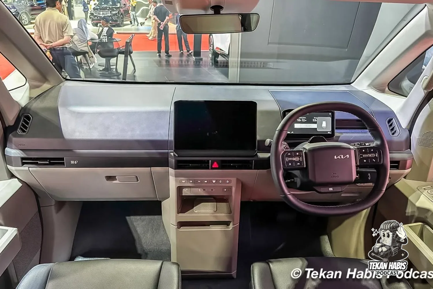 KLIMS 2026: KIA EV4, EV5 & PV5 DIPAMERKAN