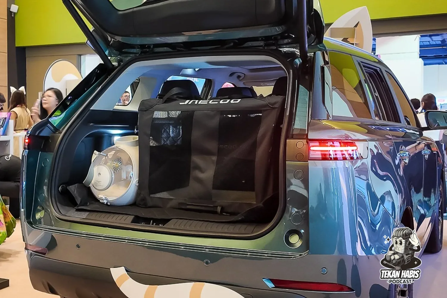 JAECOO J5 EV TAMPIL DI OH MY MEOW EXPO 2026