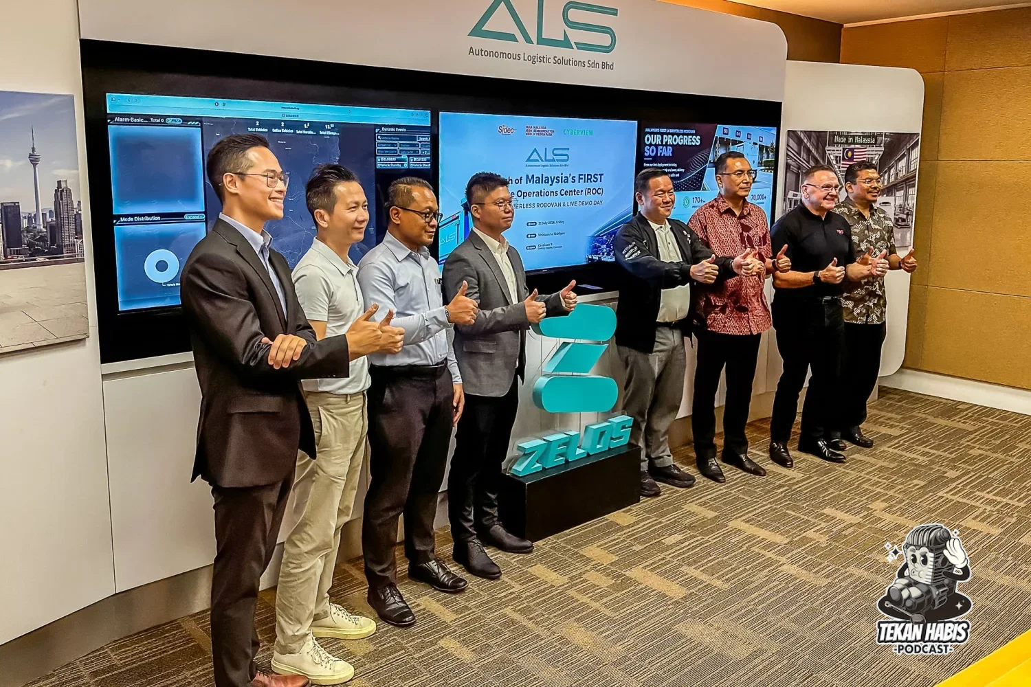 PUSAT OPERASI JARAK JAUH KENDERAAN AUTONOMI PERTAMA MALAYSIA DIBUKA DI CYBERJAYA
