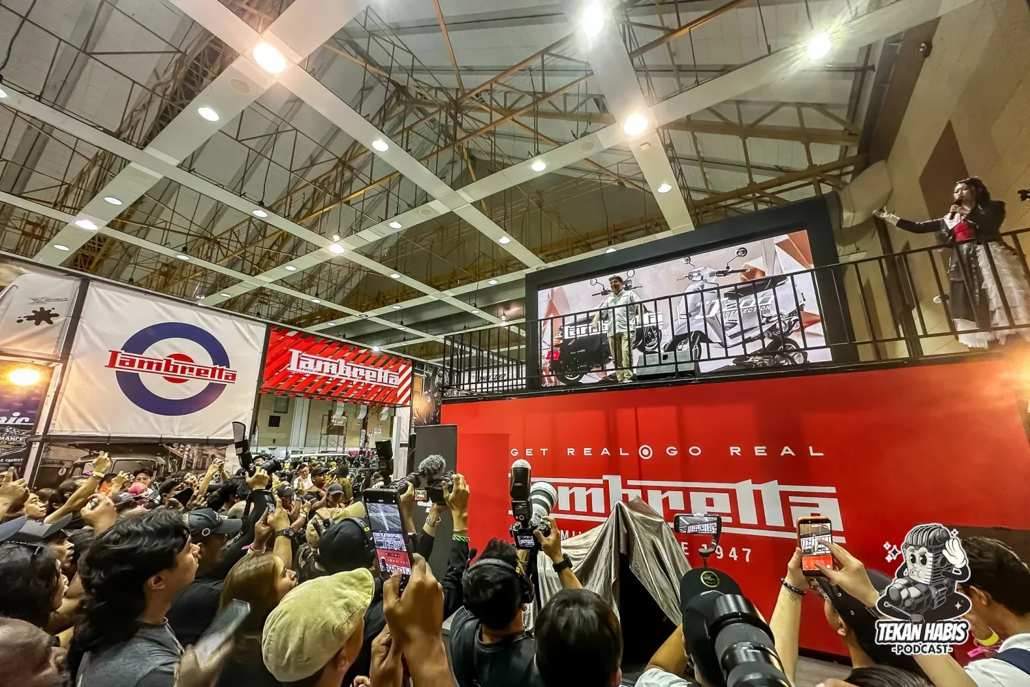 2026 LAMBRETTA J200 TAMPIL DI AOS 2026
