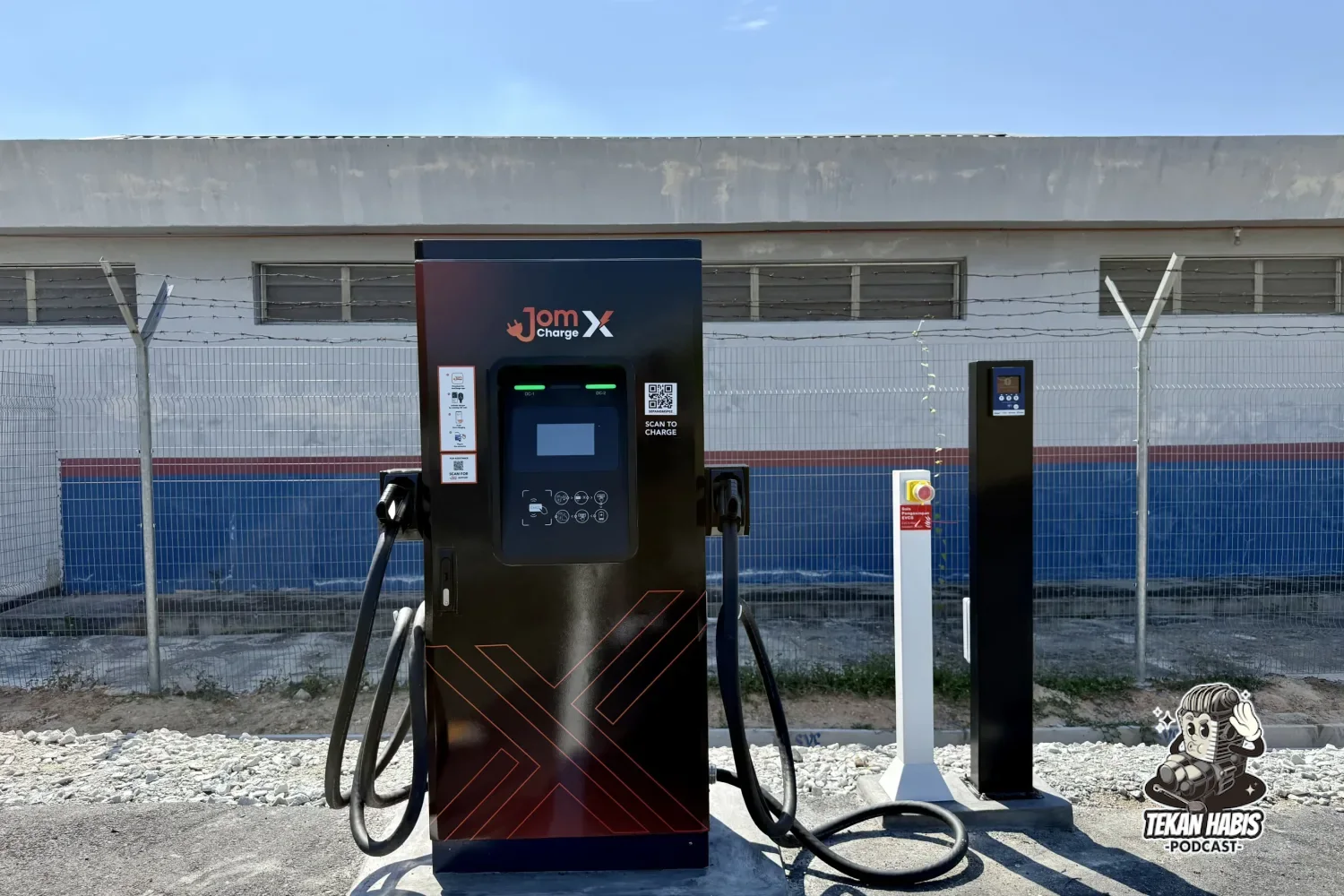 EVC LANCAR JENAMA JOMCHARGEX – RANGKAIAN STESEN PENGECASAN DC 200KW DAN KE ATAS