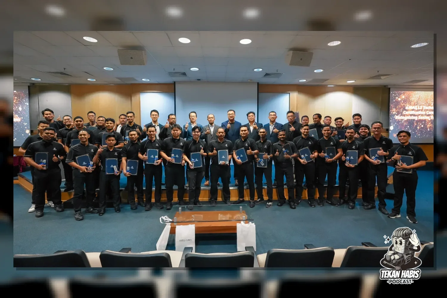37 JURUTEKNIK PROTON E.MAS TERIMA PENSIJILAN TAHAP 2 MELALUI TVETMARA