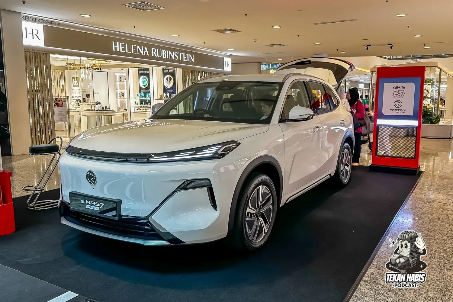THE STARCARSIFU AUTO SHOW KINI BERLANGSUNG DI MID VALLEY HINGGA 16 OGOS
