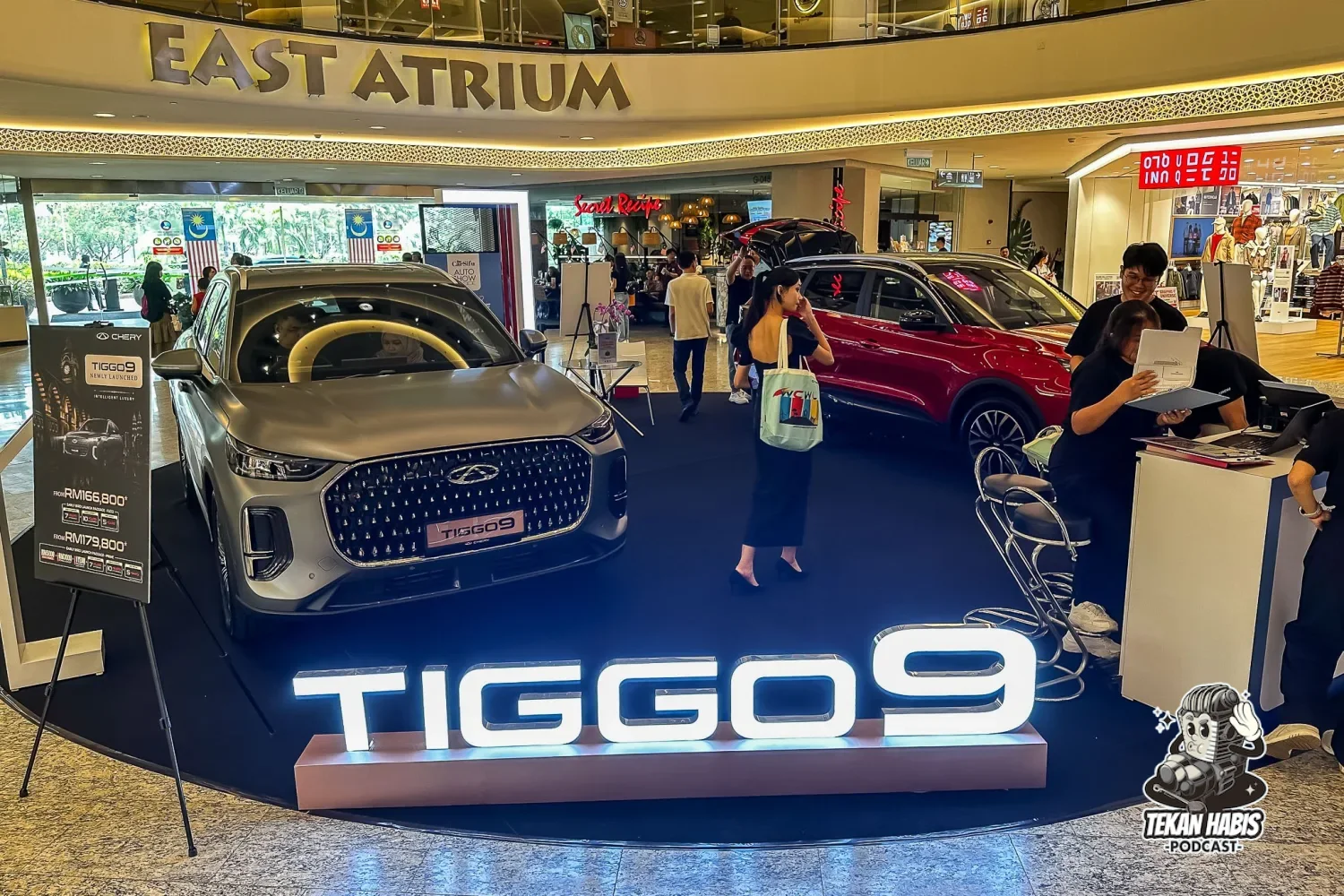 THE STARCARSIFU AUTO SHOW KINI BERLANGSUNG DI MID VALLEY HINGGA 16 OGOS