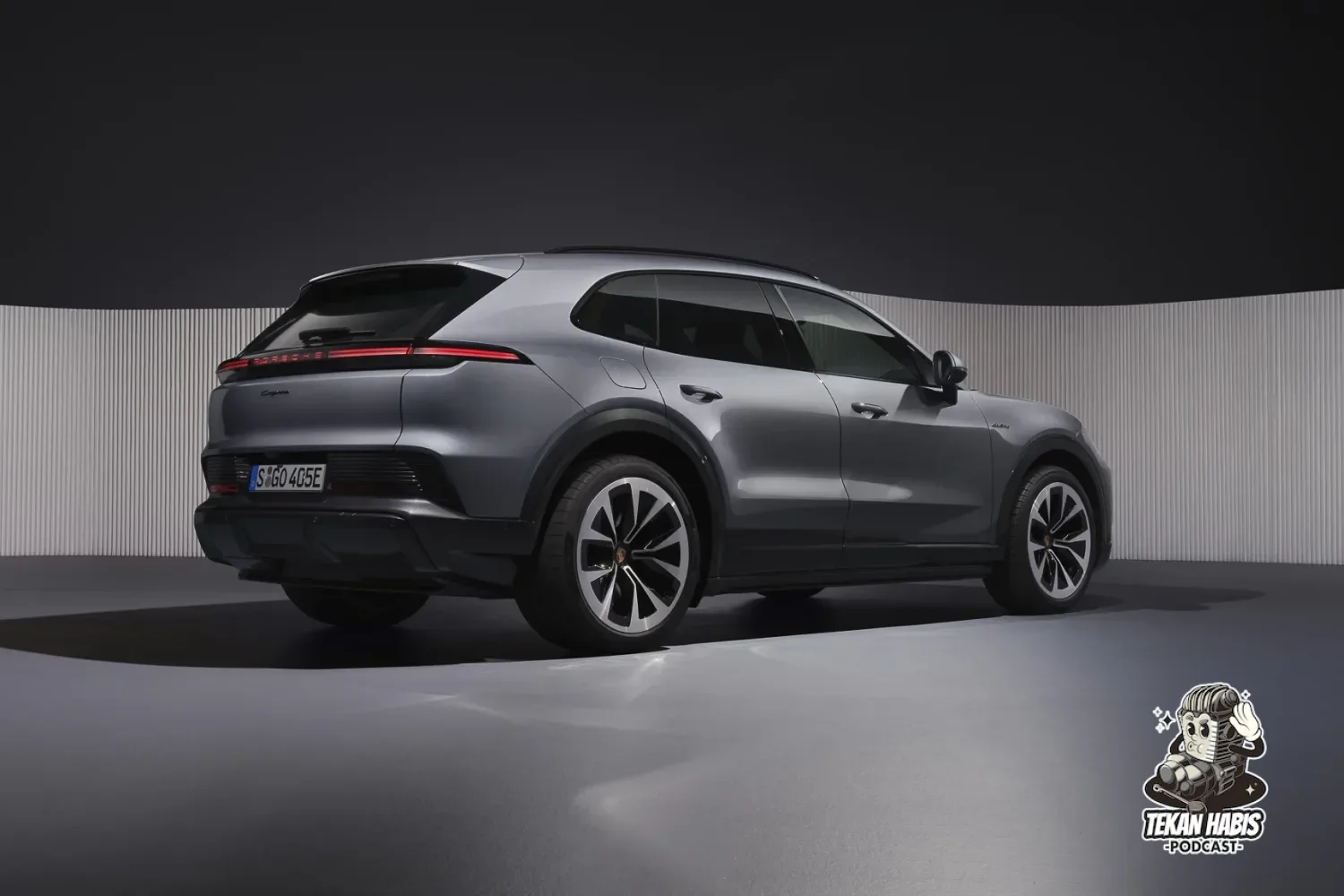 PORSCHE CAYENNE ELECTRIC KINI DI MALAYSIA – DARI RM699,000
