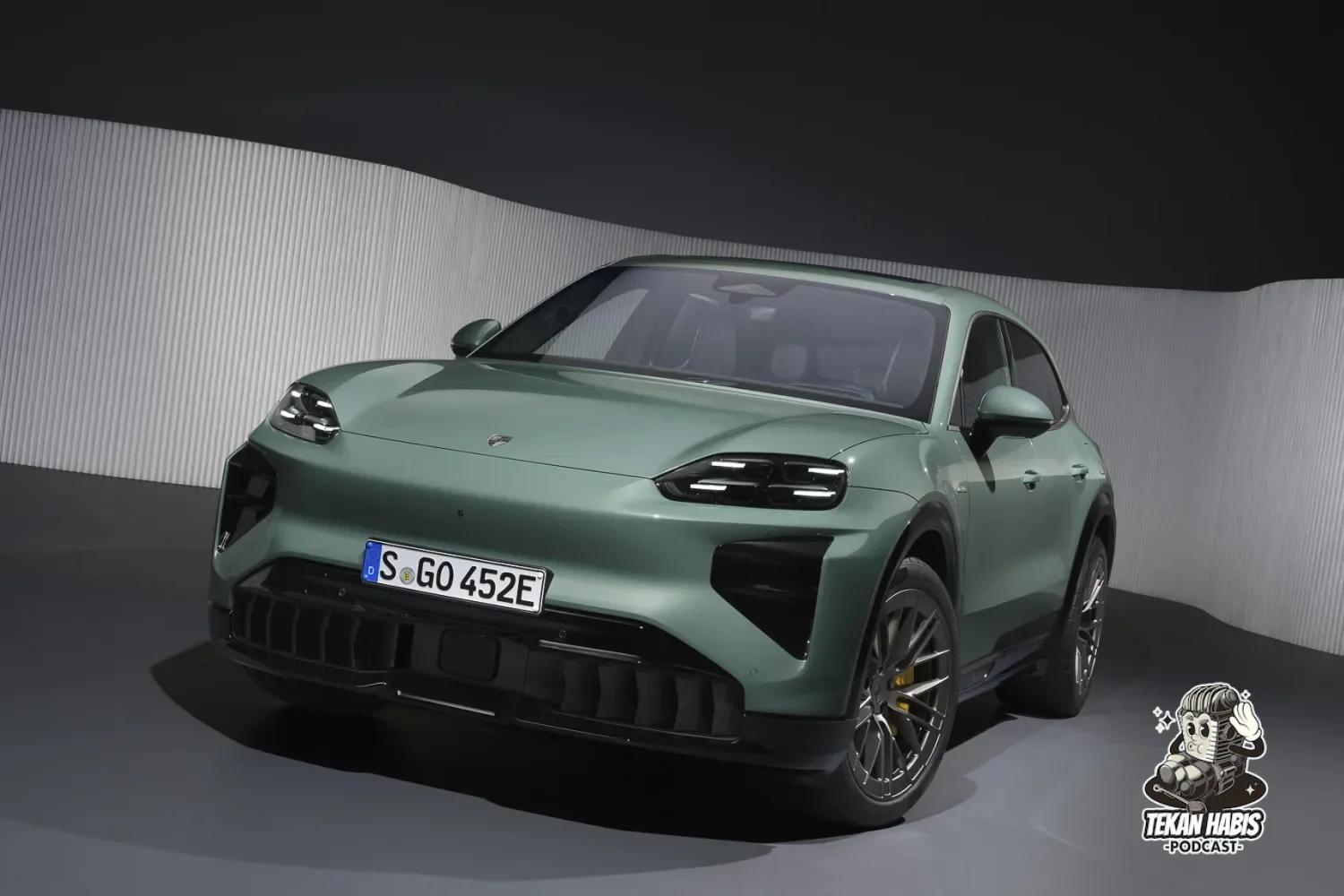 PORSCHE CAYENNE ELECTRIC KINI DI MALAYSIA – DARI RM699,000
