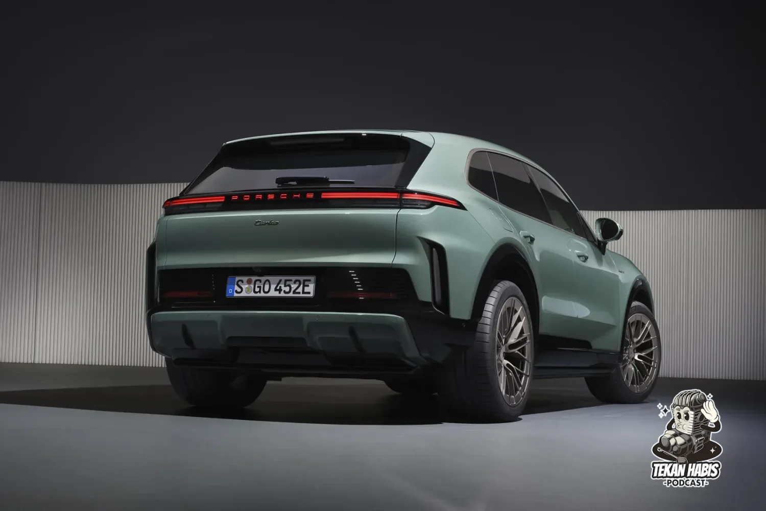 PORSCHE CAYENNE ELECTRIC KINI DI MALAYSIA – DARI RM699,000