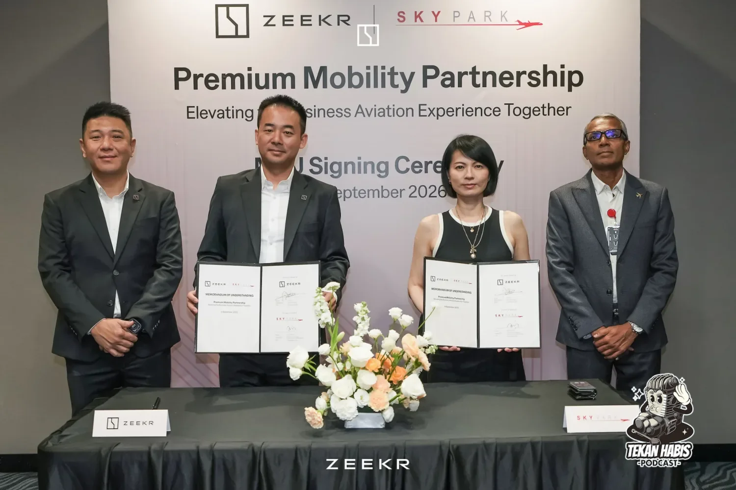 SUBANG SKYPARK KINI GUNA ZEEKR 009 SEBAGAI SHUTTLE VIP