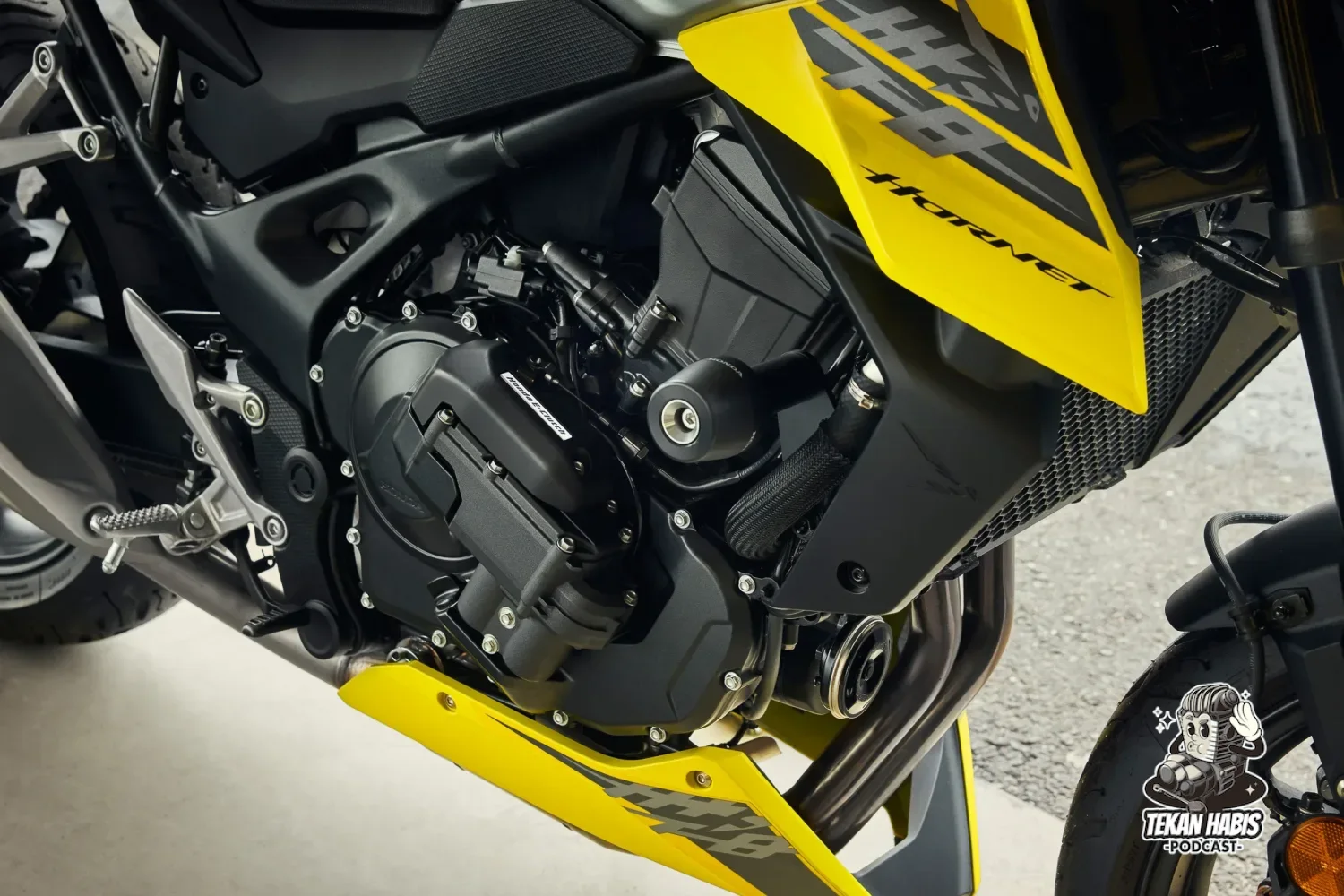BSH PERKENAL HONDA NX500, CB650 HORNET & XL750 TRANSALP VERSI E-CLUTCH