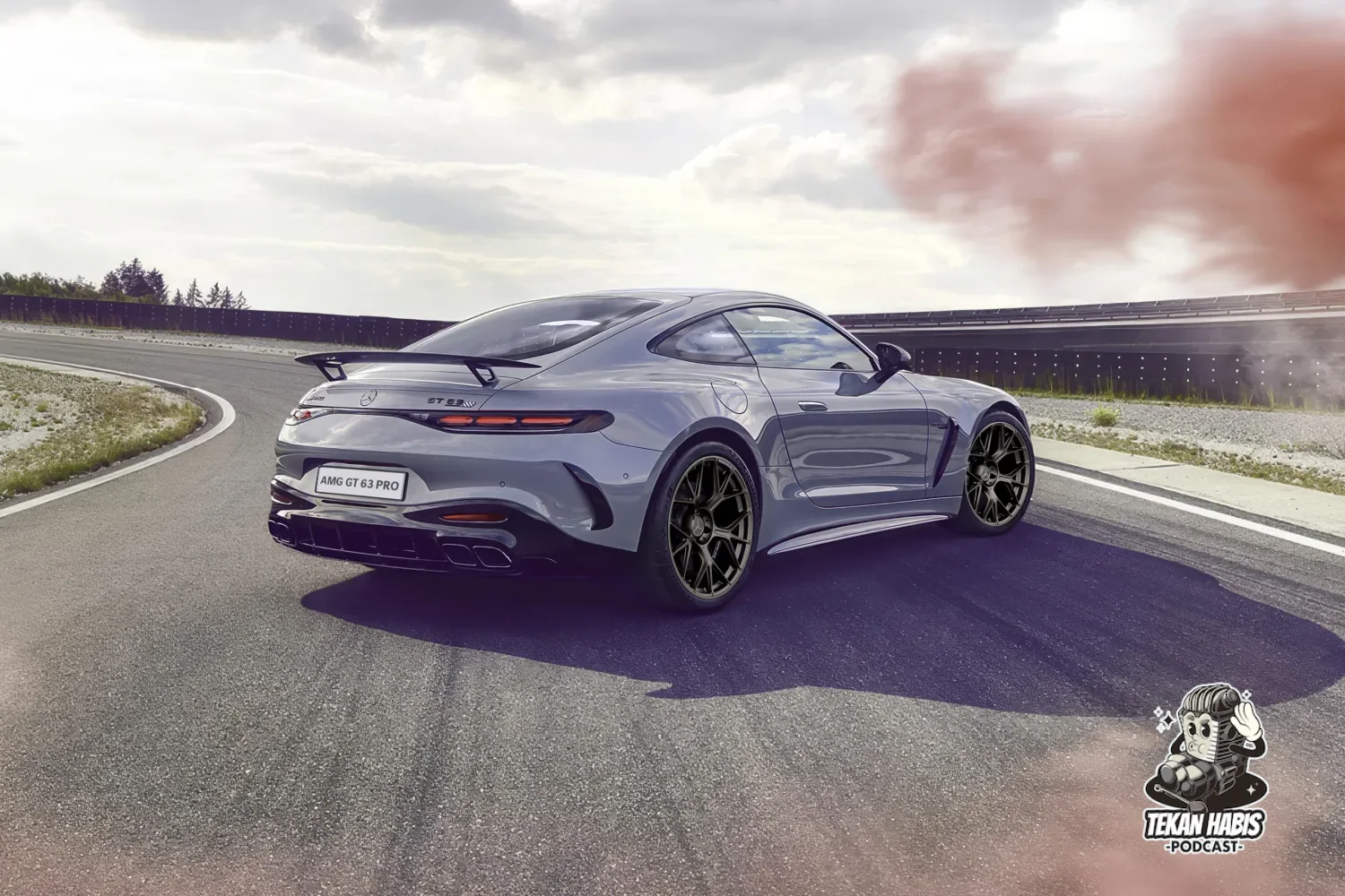 MERCEDES-AMG GT 63 PRO & AMG GT  63 4-DOOR COUPE TAMPIL DI MALAYSIA SEMPENA F1