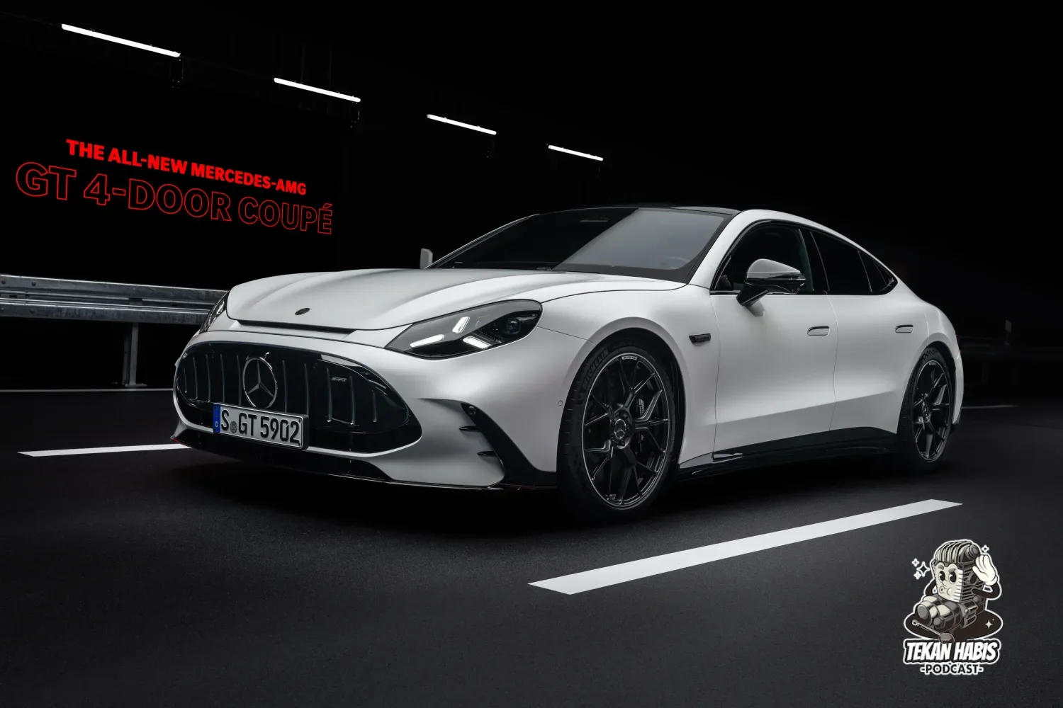 MERCEDES-AMG GT 63 PRO & AMG GT 63 4-DOOR COUPE TAMPIL DI MALAYSIA SEMPENA F1