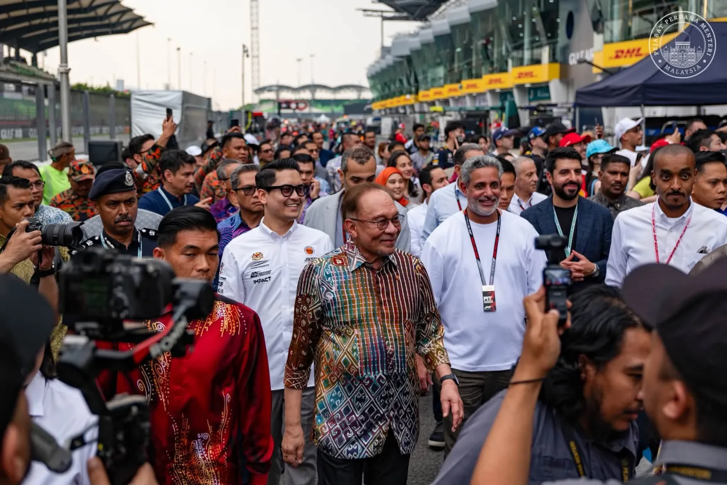 Sumber: Datuk Seri Anwar Ibrahim (Facebook)