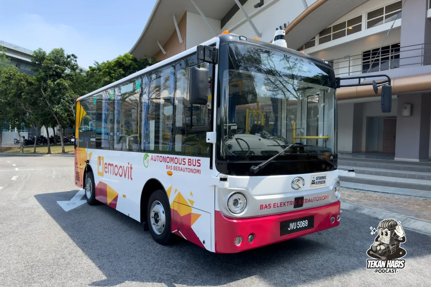 BAS AUTONOMI ELEKTRIK SUDAH MULA BERKHIDMAT DI PUTRAJAYA