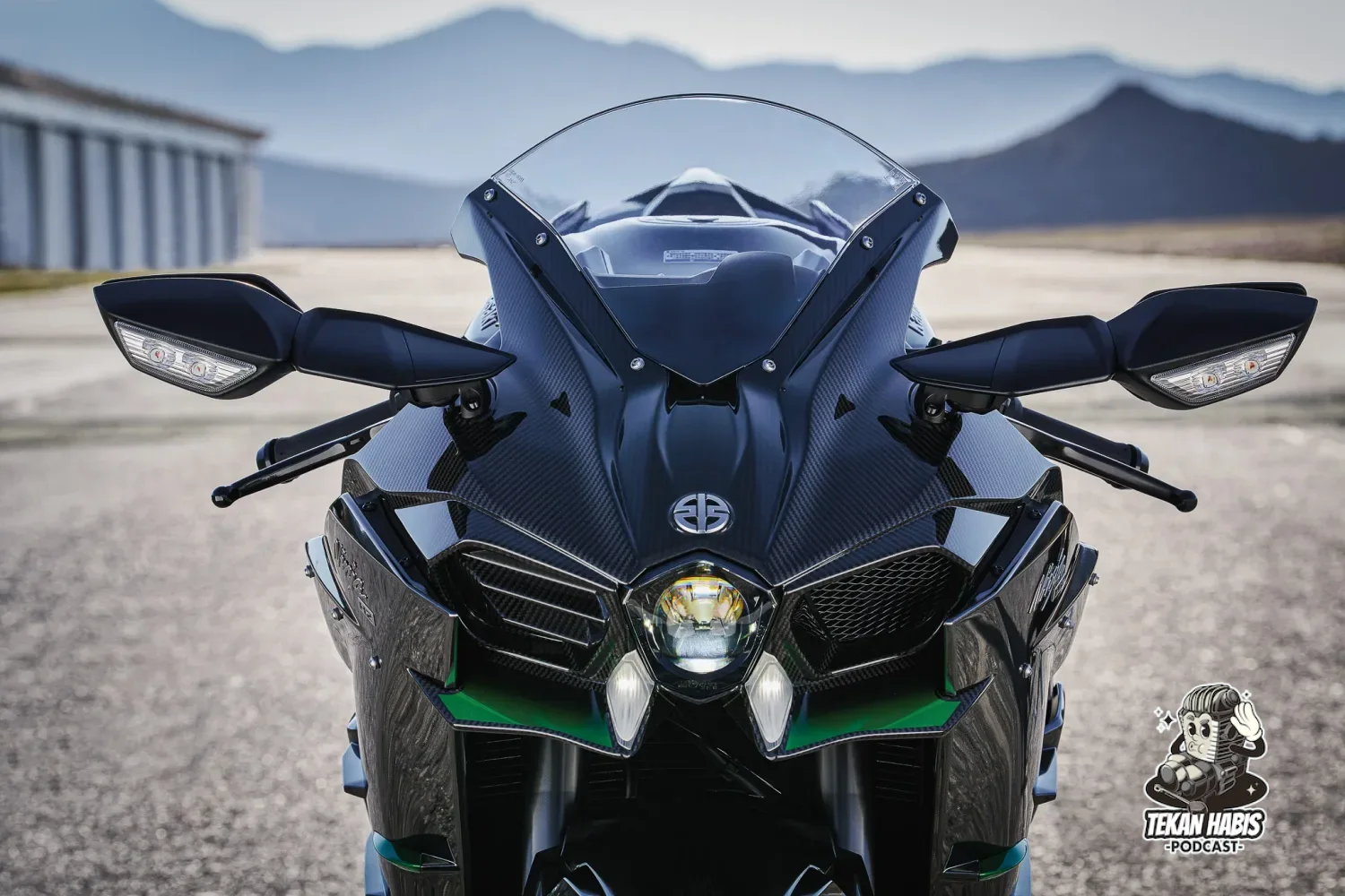 EMOS PERKENALKAN KAWASAKI NINJA H2 CARBON & NINJA ZX-10RR
