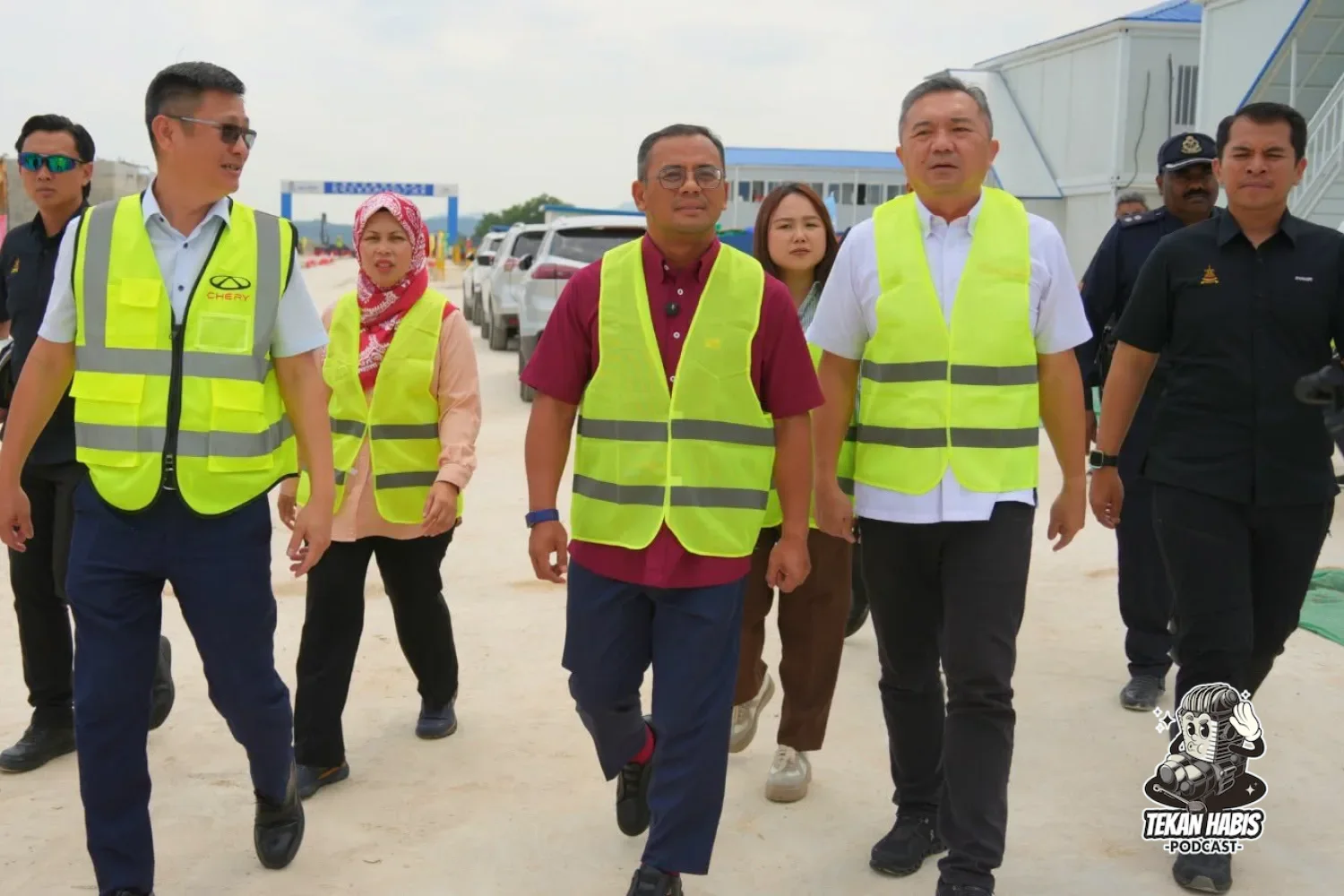 CHERY RAIH PENYIAPAN STRUKTUR FASA 1 KILANG CKD DI LEMBAH BERINGIN
