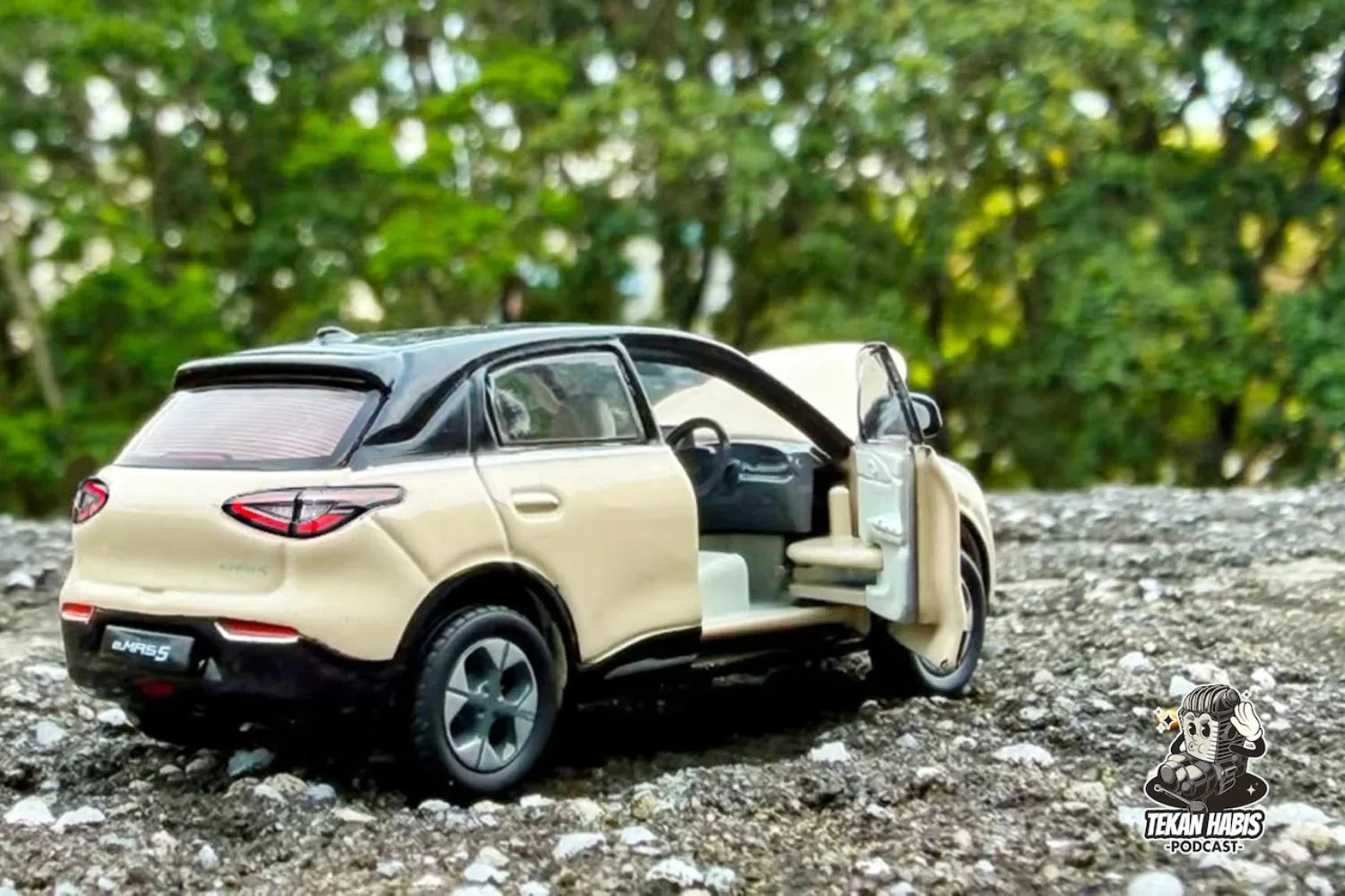 PROTON & SUNWAY TINY TOYS HASILKAN SAGA MC3 & E.MAS 5 MINIATUR