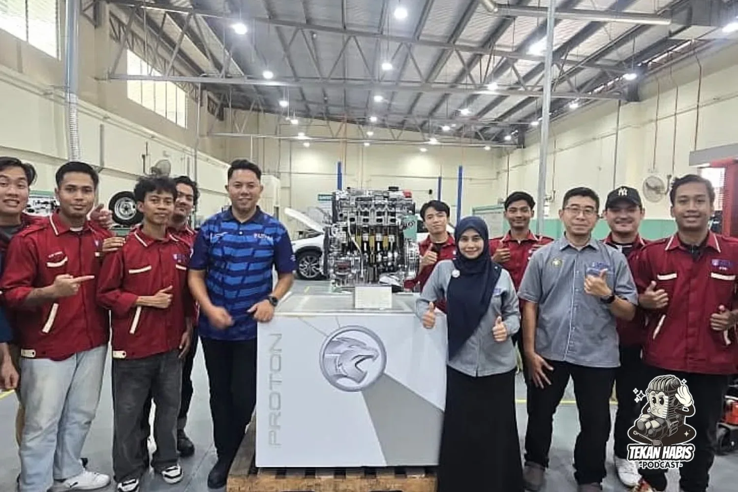 PROTON SUMBANGKAN 8 ENJIN KEPADA INSTITUSI TVET TEMPATAN