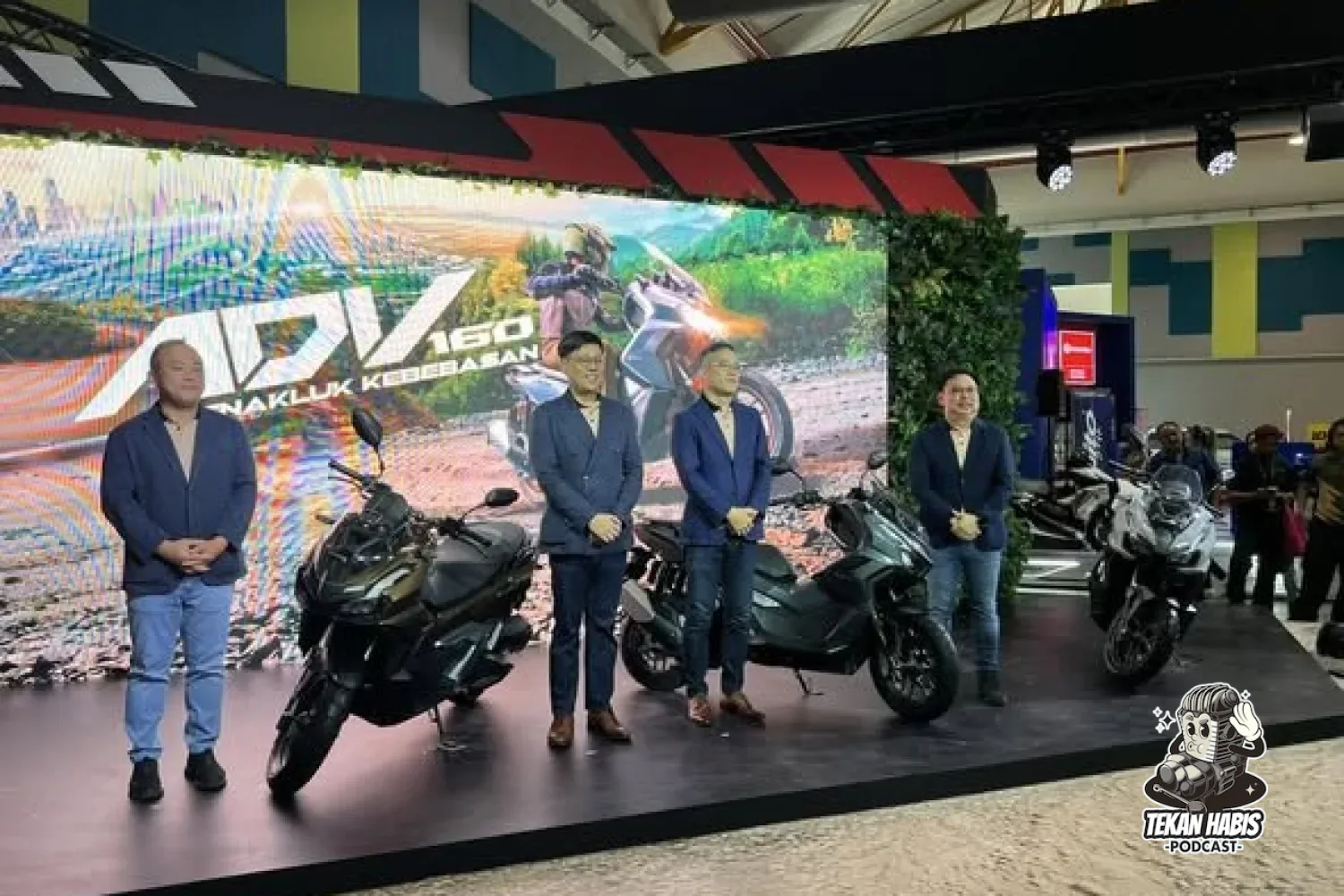 ADV160 Honda RoadSync & ADV160 ABS Dilancarkan!